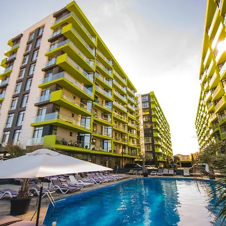 Evana Sunrise - Pool And