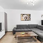 Apartment Evana Sunrise - Pool And