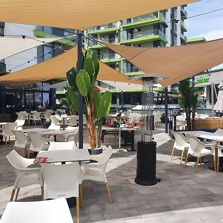 Evana Sunrise - Pool And Apartman