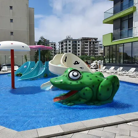 Apartman Evana Sunrise - Pool And