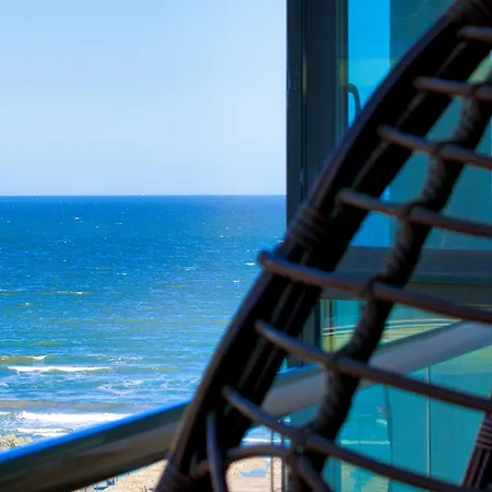 Evana Sunrise - Pool And Năvodari