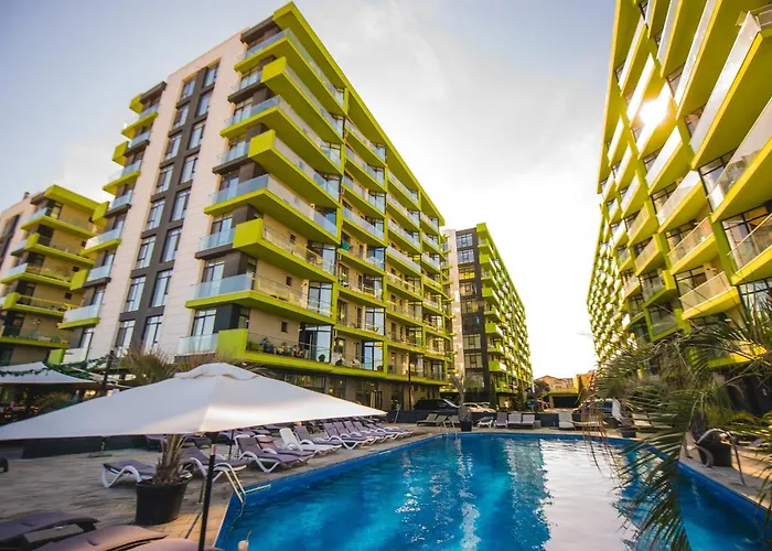 Evana Sunrise - Pool And